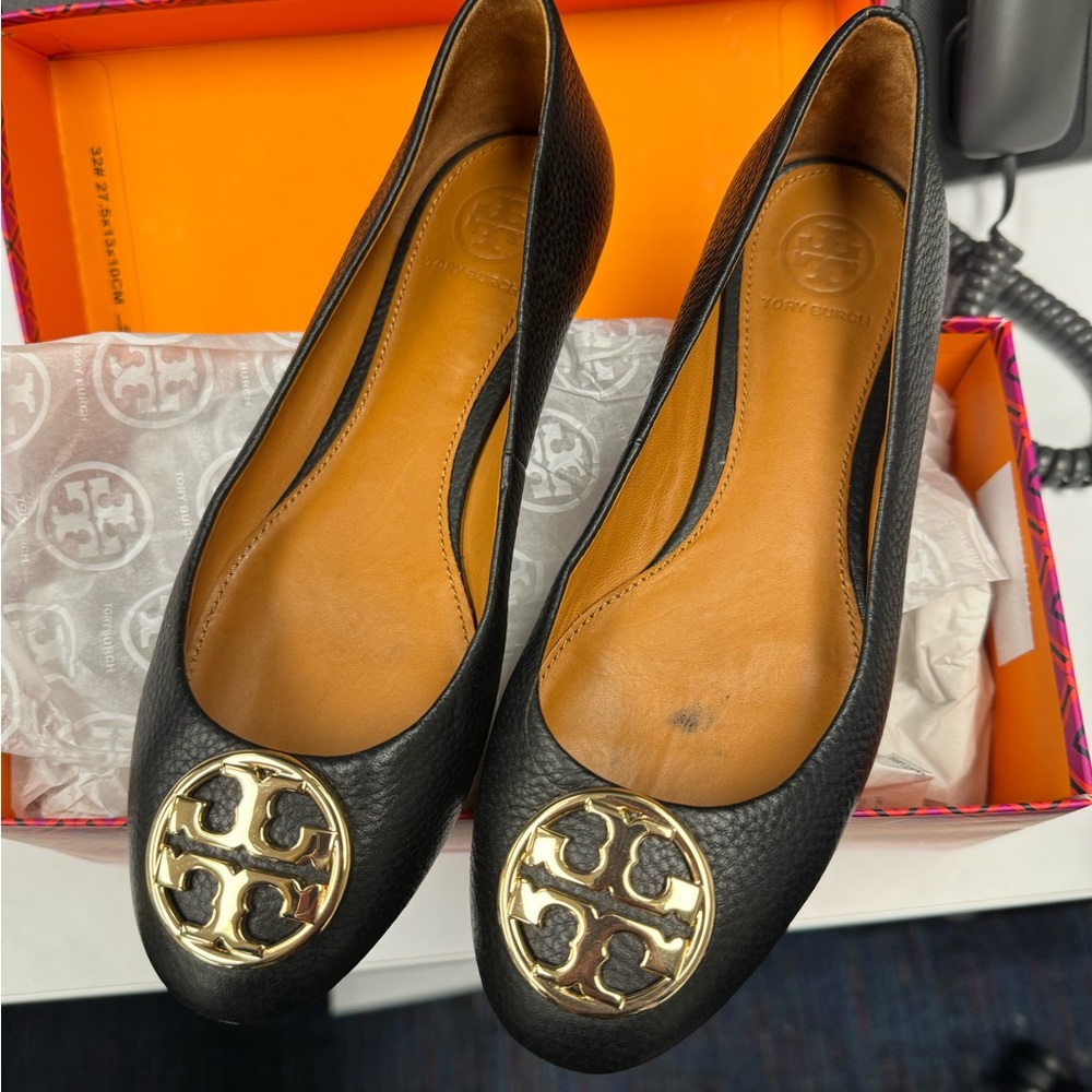 Black Tory Burch flats